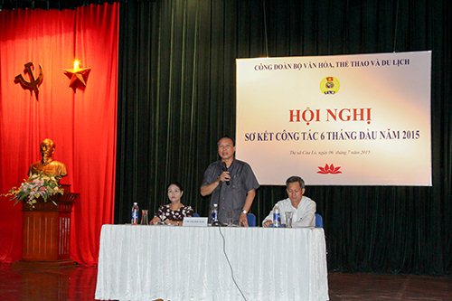 Chủ tịch Công đoàn Bộ VHTTDL Nguyễn Hữu Giới chủ trì hội nghị